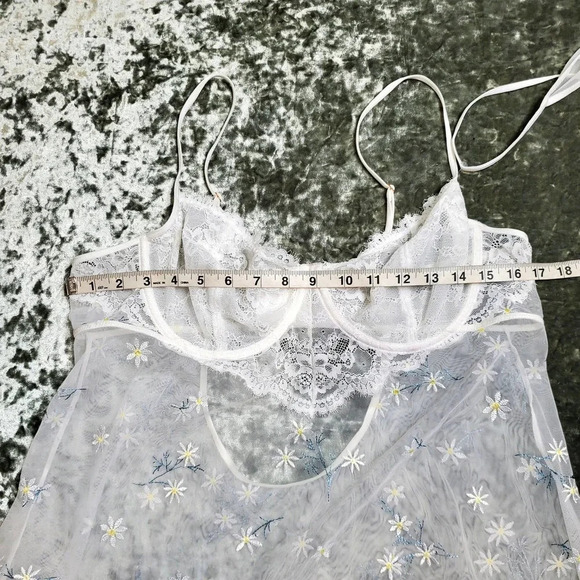 INC International Concepts Daisy-Embroidered Babydoll Lingerie Chemise - Picture 5 of 9